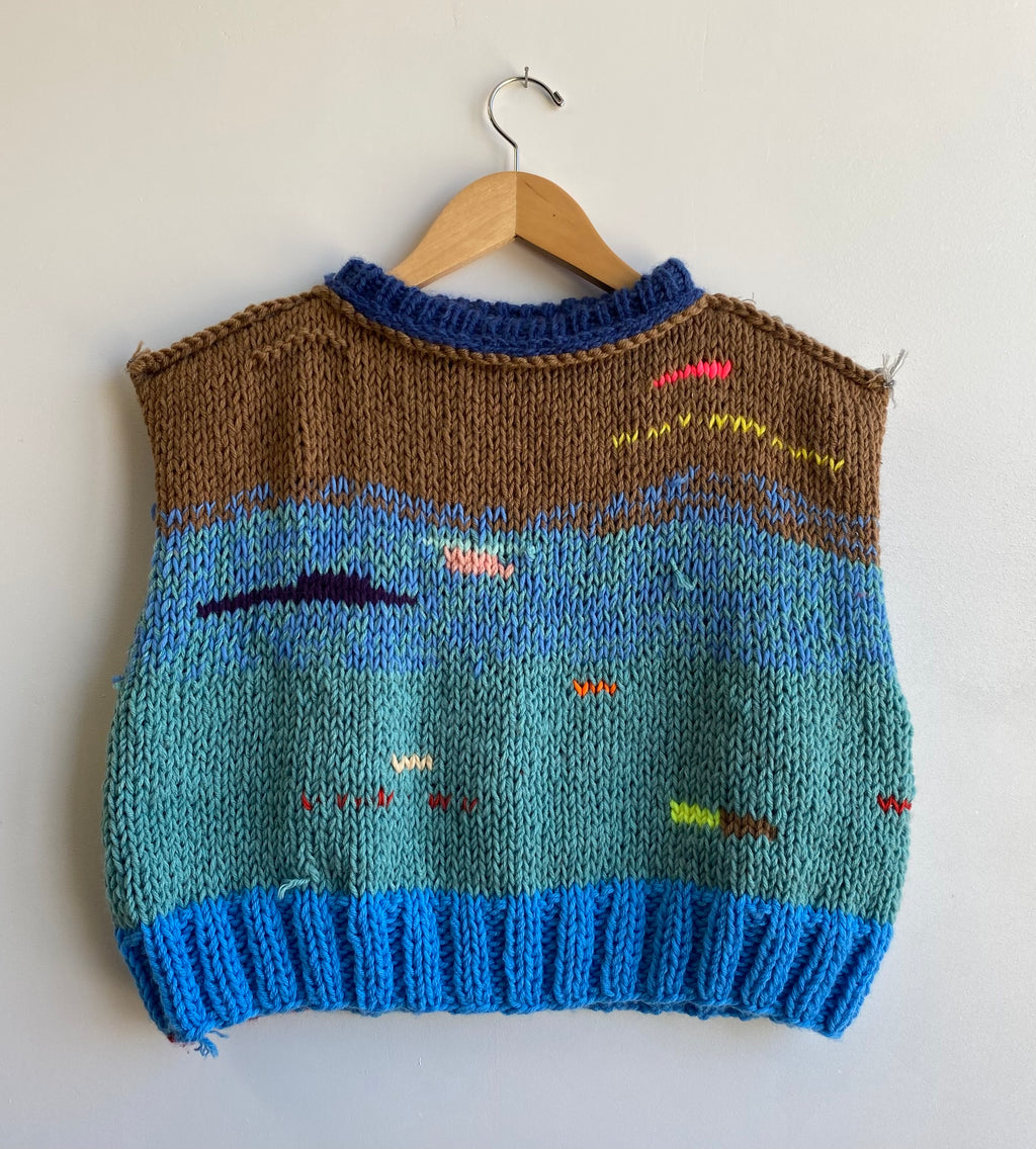sleeveless rag knit #27 (best fits Small).